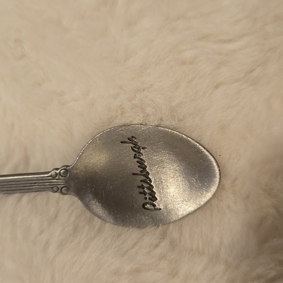 Pittsburgh Pewter collectable spoon - Picture 3 of 4